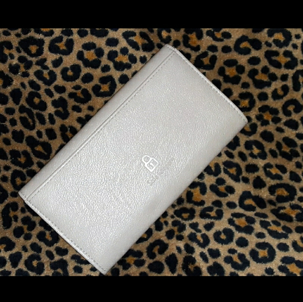 Safe Keeper Wallet - Picture 2 of 3